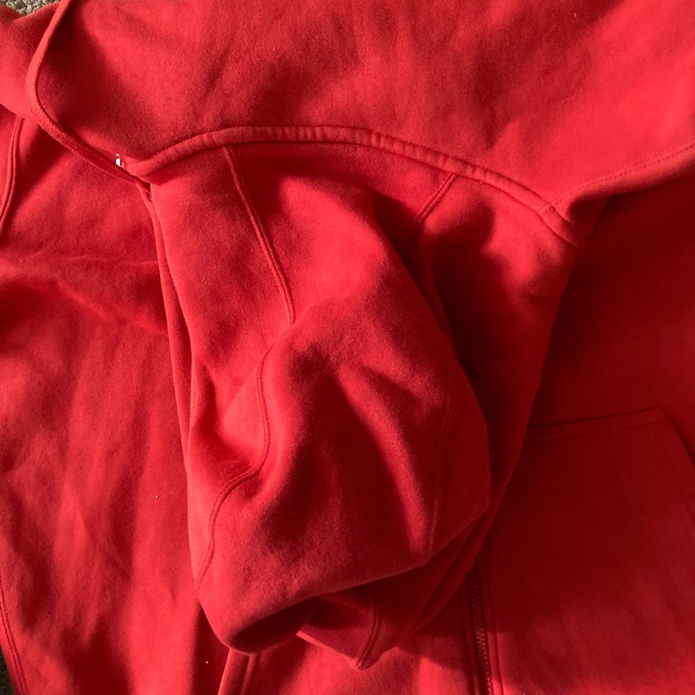 Used in good condition Nike hoodie Xlarge haven’t used in years
